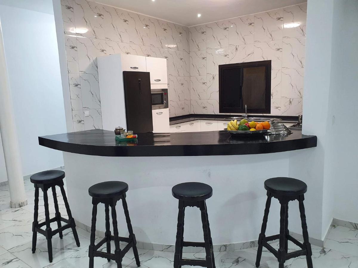 La Baraka, Extravagant Villa For 8 With Pool In Saly Gandigal Екстер'єр фото